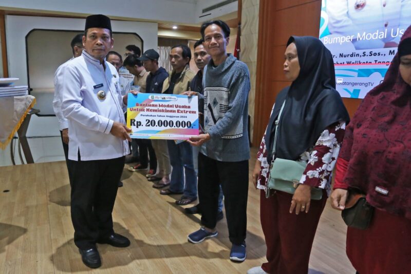 102 Keluarga Miskin di Kota Tangerang Dapat Bantuan Modal Usaha Rp 20 Juta/Keluarga