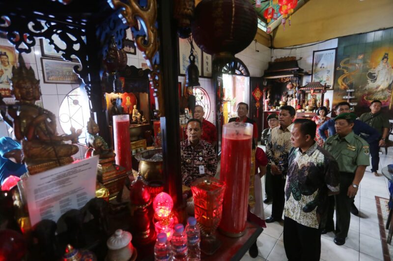 Pj Wali Kota Kota Tangerang Rumah Bersilaturahmi Ke Chi San Bio.
