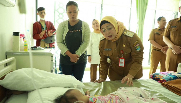 Wakil Bupati Tangerang Intan Sidak ke Sejumlah OPD Pelayanan