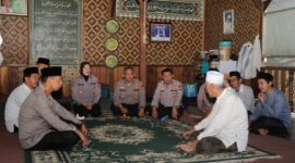 Menjaga Kondusifitas Keamanan di Bulan Ramadhan, Kapolres Metro Tangerang Kota Lakukan Silaturahmi ke Tokoh Agama.