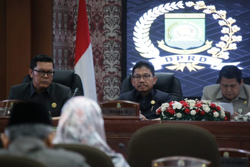Wali Kota Tangerang: Perubahan Perda Pajak Daerah Kota Tangerang dengan Undang-Undang dan Peraturan Pemerintah.