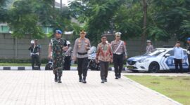 Apel Gelar Pasukan Operasi Ketupat Jaya 2025 di Tangerang, Kapolres: Cek Kesiapan Personel dan Sarpras.