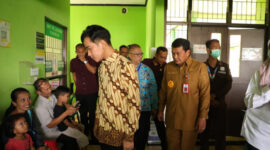 Bupati Tangerang Dampingi Wapres Gibran Kunjungi Puskesmas Kelapa Dua