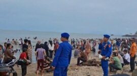 Polda Banten Mengerahkan Personel Ke Sejumlah Tempat Wisata.