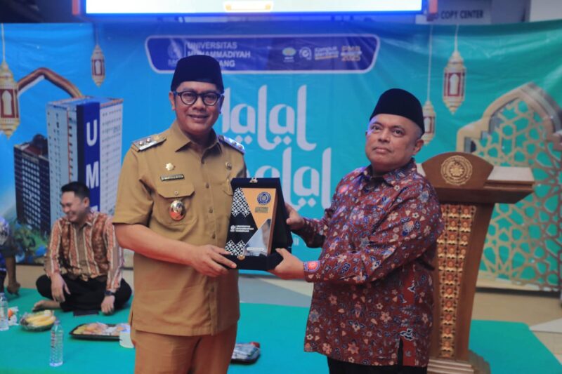 Wakil Wali Kota Tangerang Menghadiri Acara Halal Bihalal UMT.