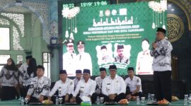 Wali Kota Tangerang Menghadiri Acara Halal Bihalal PGRI.