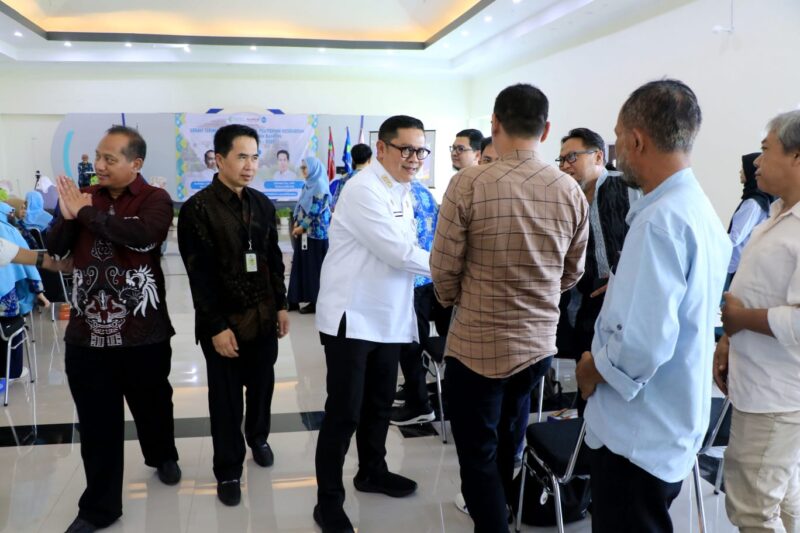 Wakil Wali Kota Tangerang Menghadiri Acara Serah Terima Jabatan Direktur Poltekkes Kemenkes Banten.