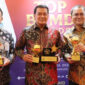 Bupati Tangerang Terima Penghargaan Top Pembina BUMD di Ajang TOP BUMD Awards 2025