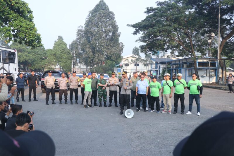 May Day, 8.557 Buruh Tangerang Menuju Monas Jakarta di Kawal Polres Metro Tangerang Kota.