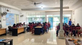 Puluhan Mahasiswa UNIS Tangerang Ramaikan Sekretariat PWI Kota Tangerang dalam Rangka Hari Kebebasan Pers.