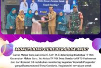 Camat Mekar Baru Melakukan Monitoring Kegiatan Gerebek Posyandu.
