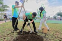 Walikota Tangerang Ikut Tanam Pohon di Munas Apeksi
