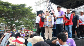 Wabup Tangrang Intan Hadiri Acara HUT Ke- 18 Kecamatan Mekar Baru