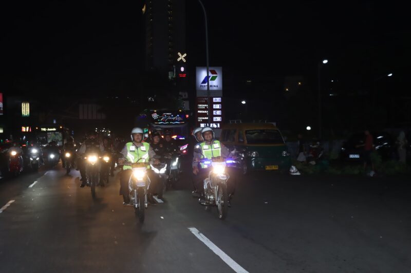 Kapolres Pimpin Patroli Bermotor Antisipasi Premanisme di Tangerang.