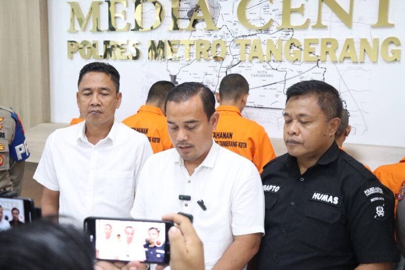 Satresnarkoba Polres Metro Tangerang Tangkap 2 Pengedar Ganja Modus Sistem Tempel.