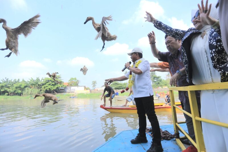 Walikota Buka Festival Peh Cun 2576/2025.
