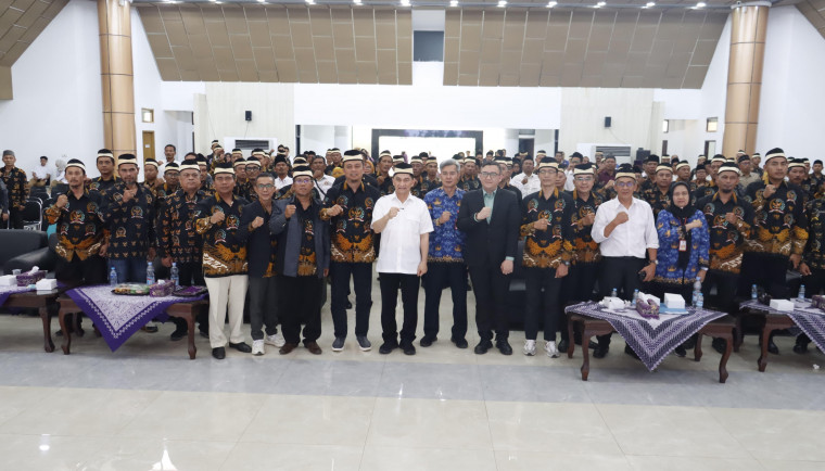 Bupati Tangerang Kukuhkan Perpanjangan Masa Jabatan BPD dan Lantik PABPDSI Kabupaten Tangerang.