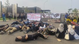 Aksi Damai di Tangerang: Gabungan Organisasi Pemuda Tolak Proyek Sutera Rasuna yang Diduga Langgar Aturan.