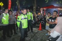 Pastikan Malam Idul Adha 1446H Aman dan Kondusif, Kapolres Metro Tangerang Kota Patroli Gunakan Motor.