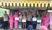 Sambut Hari Bhayangkara ke-79, Polres Metro Tangerang Kota Sebar 2.000 Paket Bantuan Sosial di Slum Area.