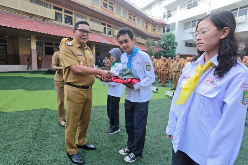 Wakil Wali Kota Tangerang Lepas Kontingen PMR Ke JUMBARA IV Provinsi Banten.