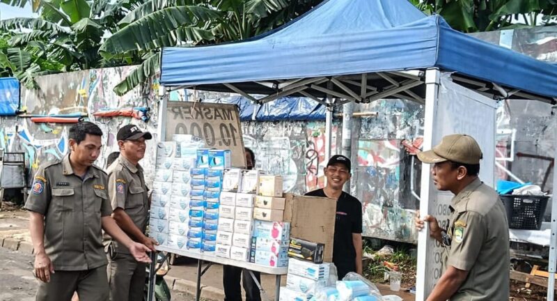 Kecamatan Larangan Laksanakan Operasi Penertiban PKL.