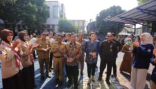 Wali Kota Tangerang Dampingi Menteri BKKBN Ke Kecamatan Pinang.