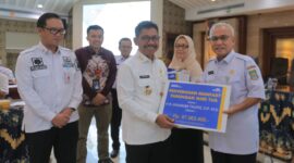 Wali Kota Tangerang Lepas 84 ASN Purna Bhakti.