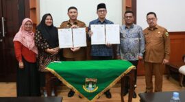 Gubernur Banten Saksikan Penandatanganan Nota Kesepahaman Pemprov Banten dengan Fisip Untirta.