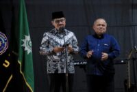 Wali Kota Tangerang Terima Penghargaan Urban Education Leadership Award dari UMT.