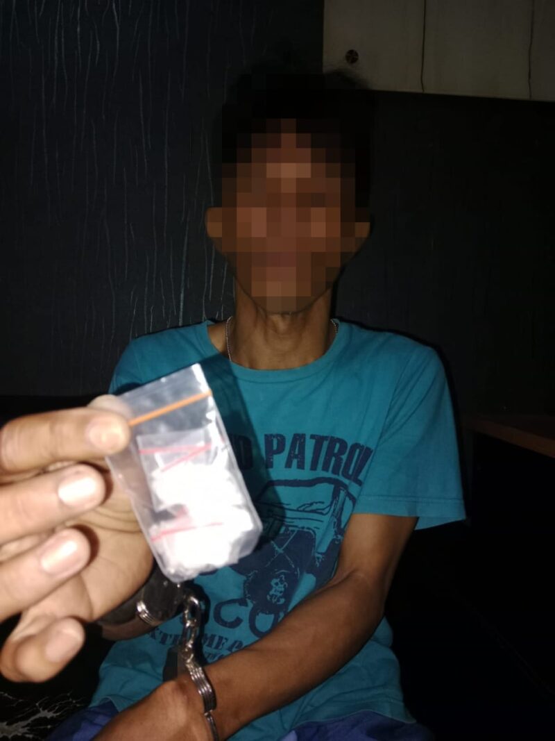 Tim Opsnal Polsek Benda Gerebek Buruh Pengedar Sabu, Temukan Timbangan dan HP Transaksi