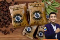 Nampak proses pengepakan Kopi Leuit Baduy.