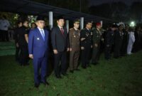 Gubernur Banten Andra Soni Ikuti Apel Kehormatan dan Renungan Suci HUT ke-80 Kemerdekaan RI.