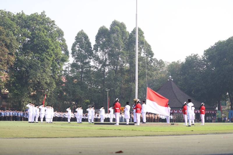 Wali Kota Tangerang Sachrudin Pimpin Upacara Peringatan HUT ke-80 Kemerdekaan RI Tingkat Kota.