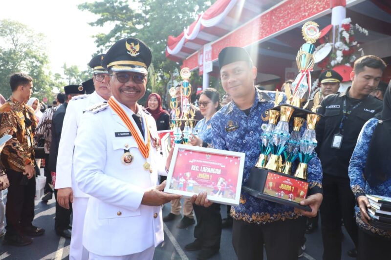 Kecamatan Larangan Juara Lomba Tarik Tambang Daring Kota Tangerang dalam Acara HUT RI Ke-80.