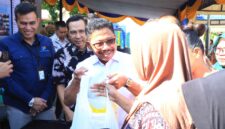 Pemkot Tangerang Salurkan 16 Ton Beras, Sachrudin: Bukti Pemerintah Hadir untuk Warga.