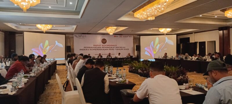 Kemenko Polkam Apresiasi Pers Banten, Tegaskan Pentingnya Demokrasi Informasi.