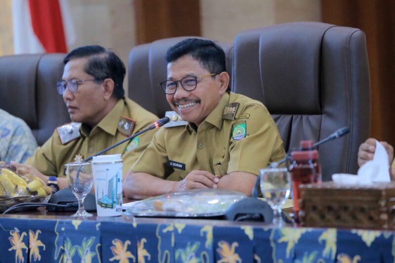 Wali Kota Tangerang Sachrudin Perintahkan Camat-Lurah untuk Hadir dan Respons Cepat Keluhan Warga.