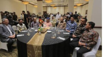 Dinilai Inspiratif, Wali Kota Tangerang Raih The Best Performance Leadership Award